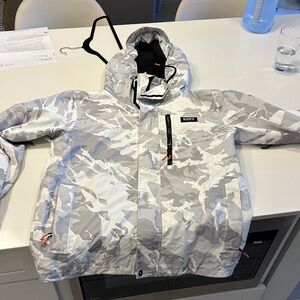 DOPE SNOW Camo Snowboard Jacket - White and Gray